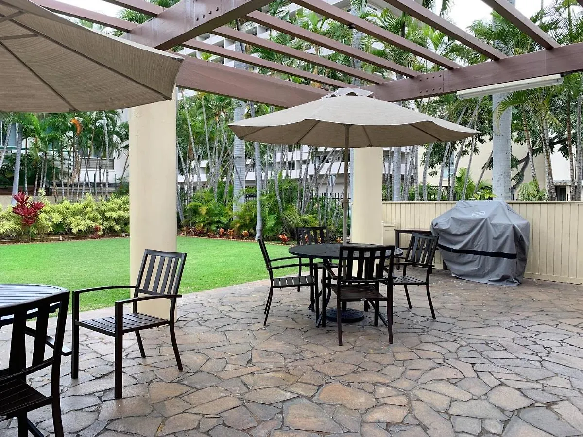Vacation Rental Studios At Royal Garden Waikiki Honolulu United States