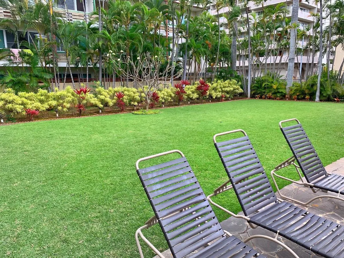 Vacation Rental Studios At Royal Garden Waikiki Honolulu Apartment